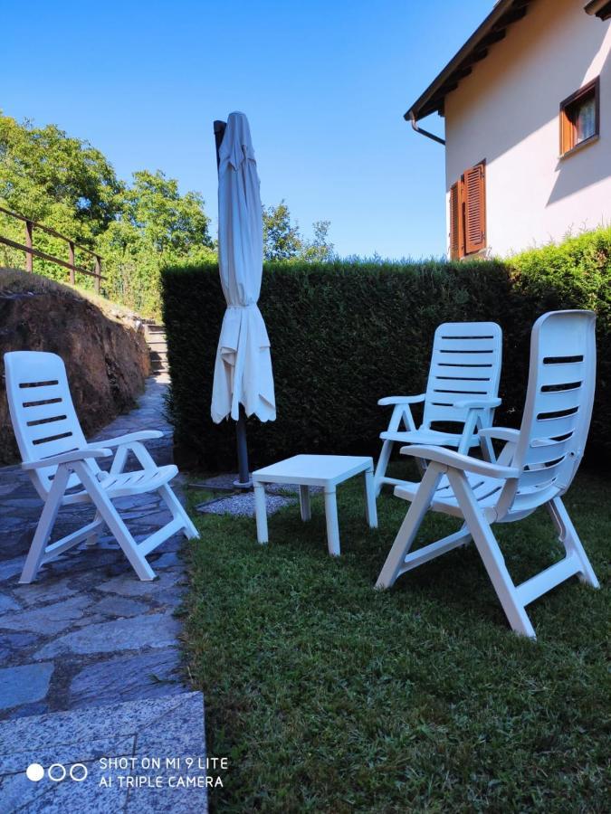 Casa Vacanza il Glicine Casale Corte Cerro Esterno foto