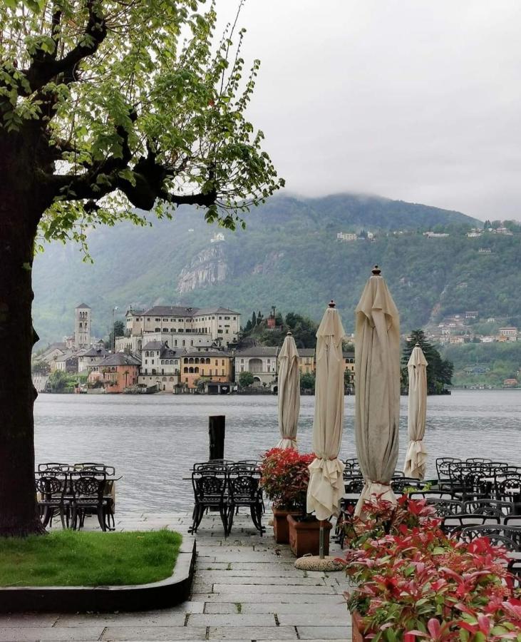 Casa Vacanza il Glicine Casale Corte Cerro Esterno foto