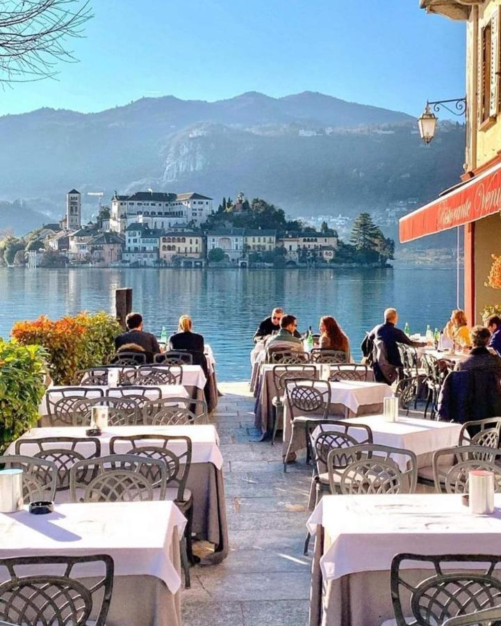 Casa Vacanza il Glicine Casale Corte Cerro Esterno foto